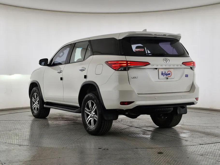 تويوتا فورتشنر GX 2021 
