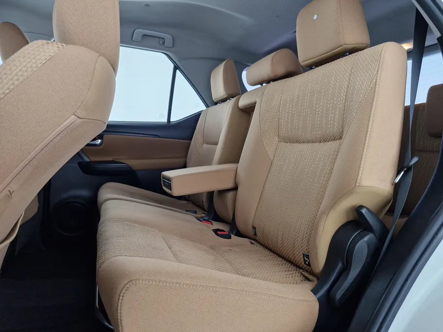 تويوتا فورتشنر GX 2021 