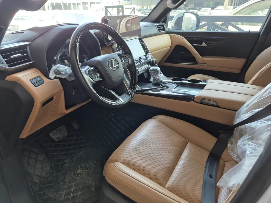 لكزس LX 600 2024 