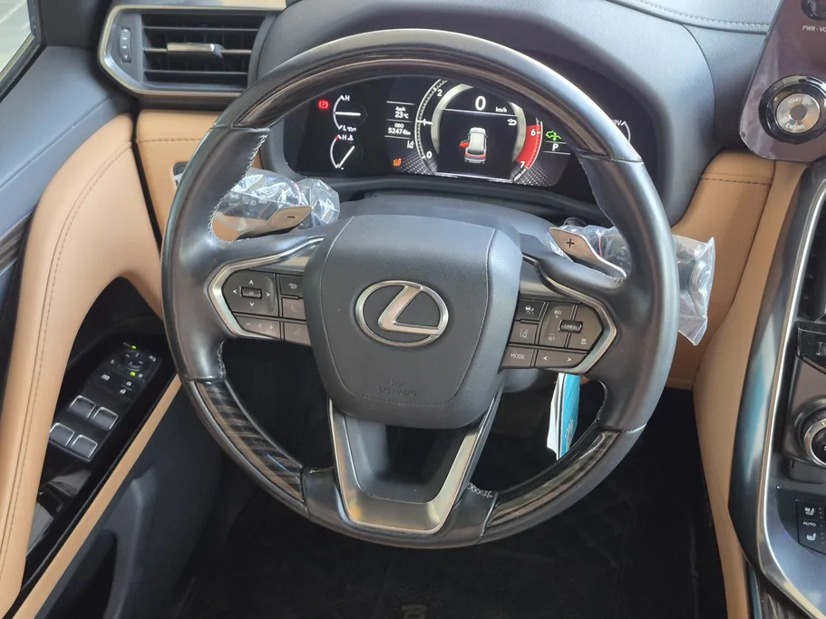 لكزس LX 600 2024 