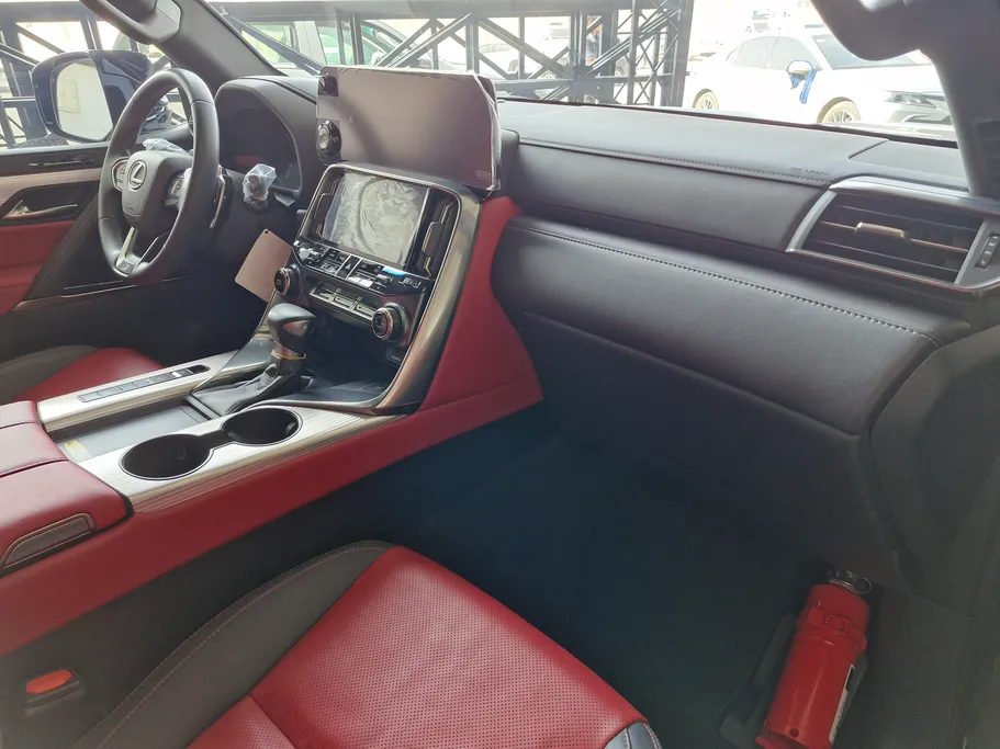 لكزس LX 600 2025 