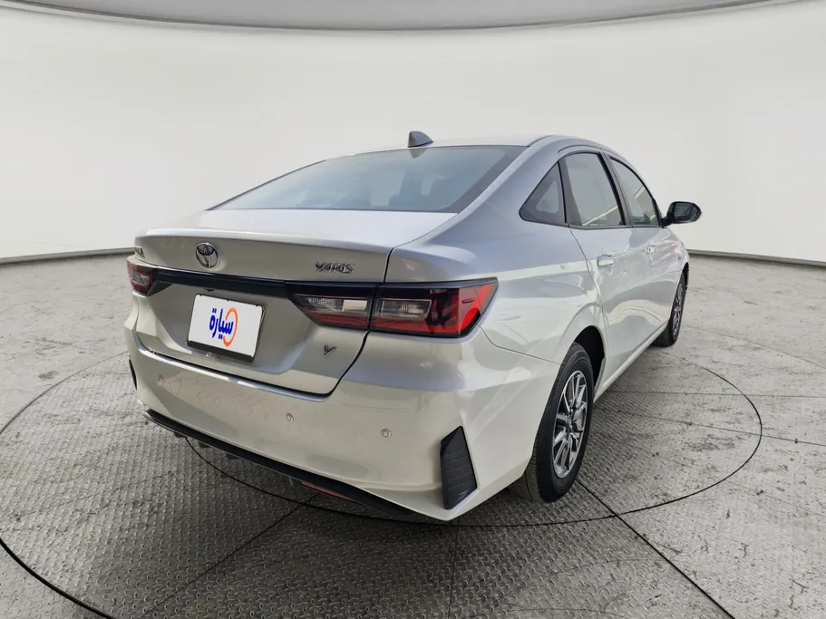 2023 Toyota Yaris  Y 