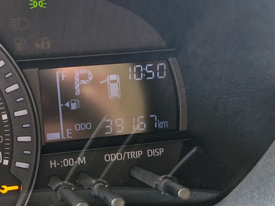 2023 Toyota Yaris  Y 