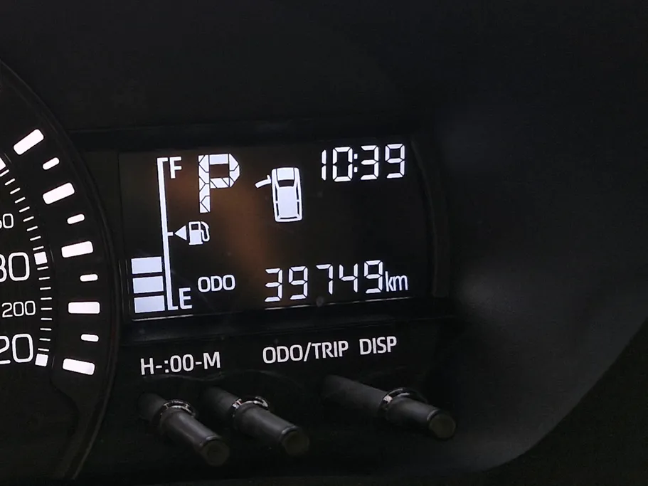 2023 Toyota Yaris  Y 