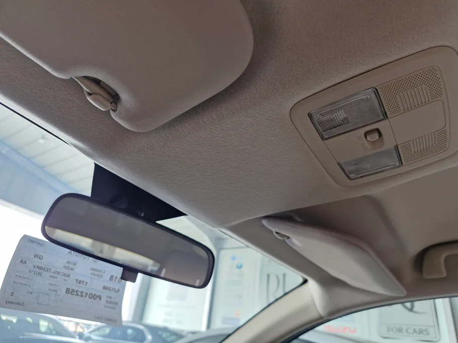 2023 Toyota Yaris  Y 