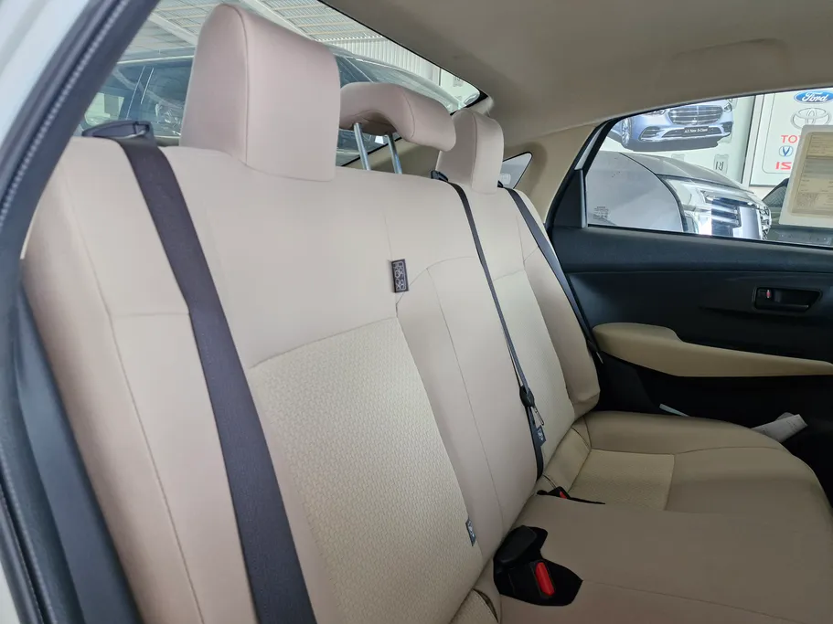 2023 Toyota Yaris  Y 