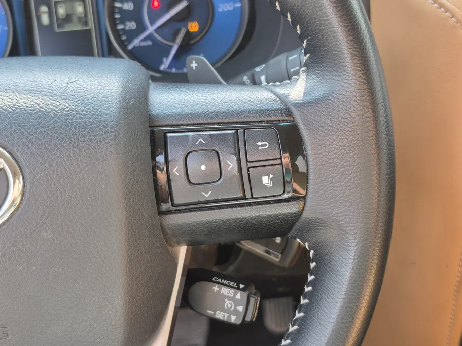 2023 Toyota Fortuner VX 