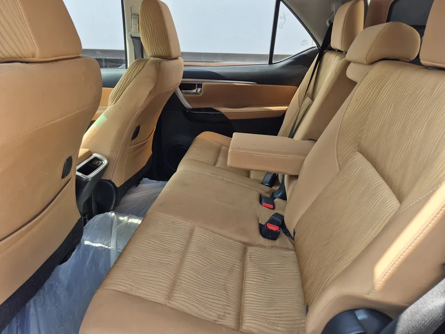 2023 Toyota Fortuner VX 