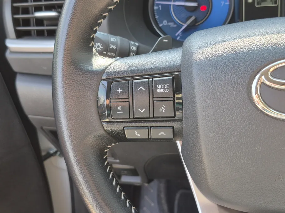 2023 Toyota Fortuner VX 