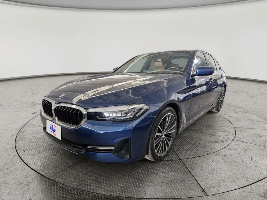 2023 BMW 5 Series 520i 