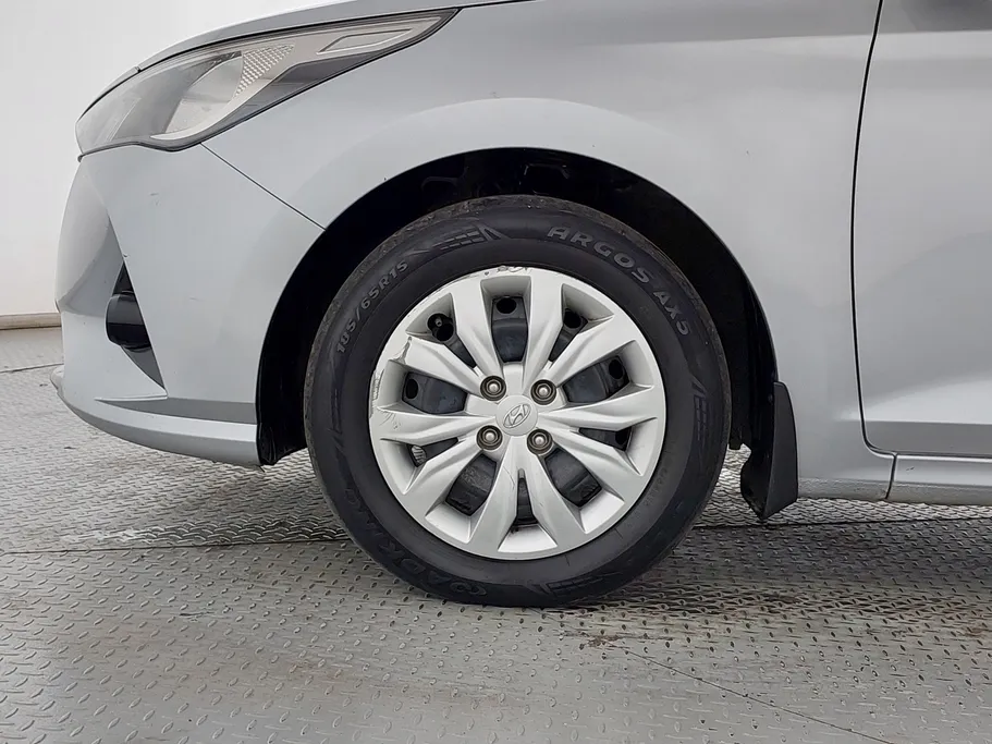 هيونداي اكسنت سمارت 2023 