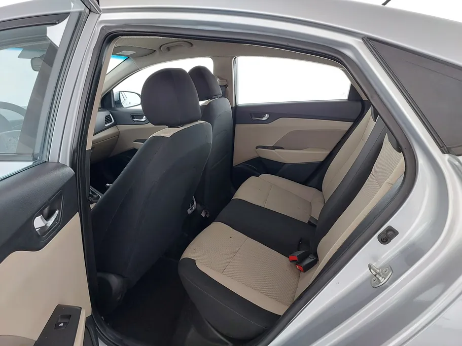 هيونداي اكسنت سمارت 2023 