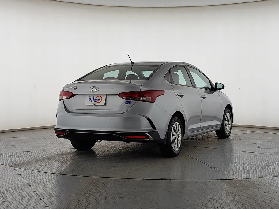 هيونداي اكسنت سمارت 2023 
