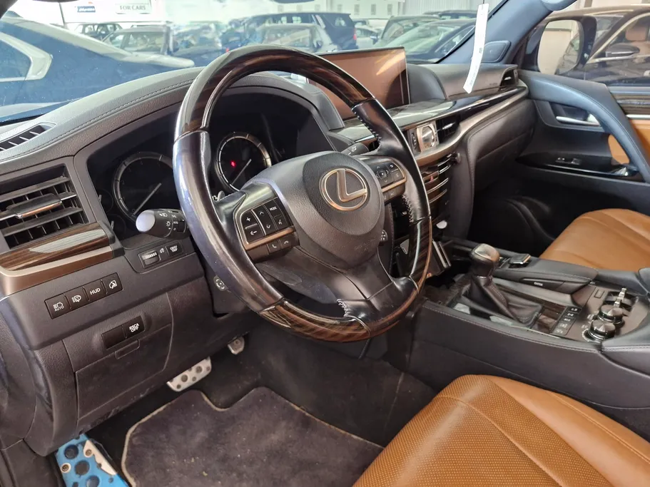 2021 Lexus LX 570 S 