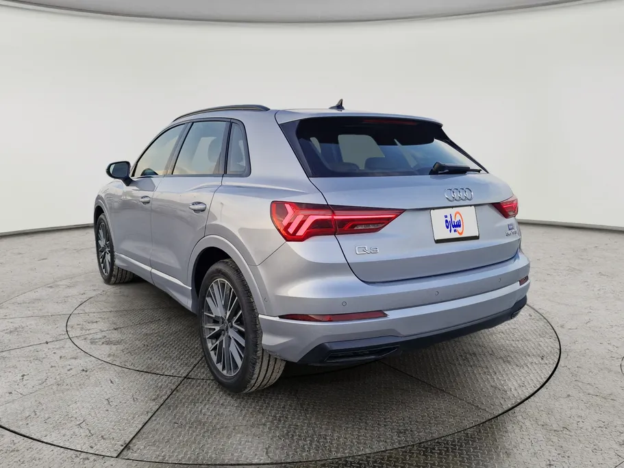 2023 Audi Q3 35 TFSl 
