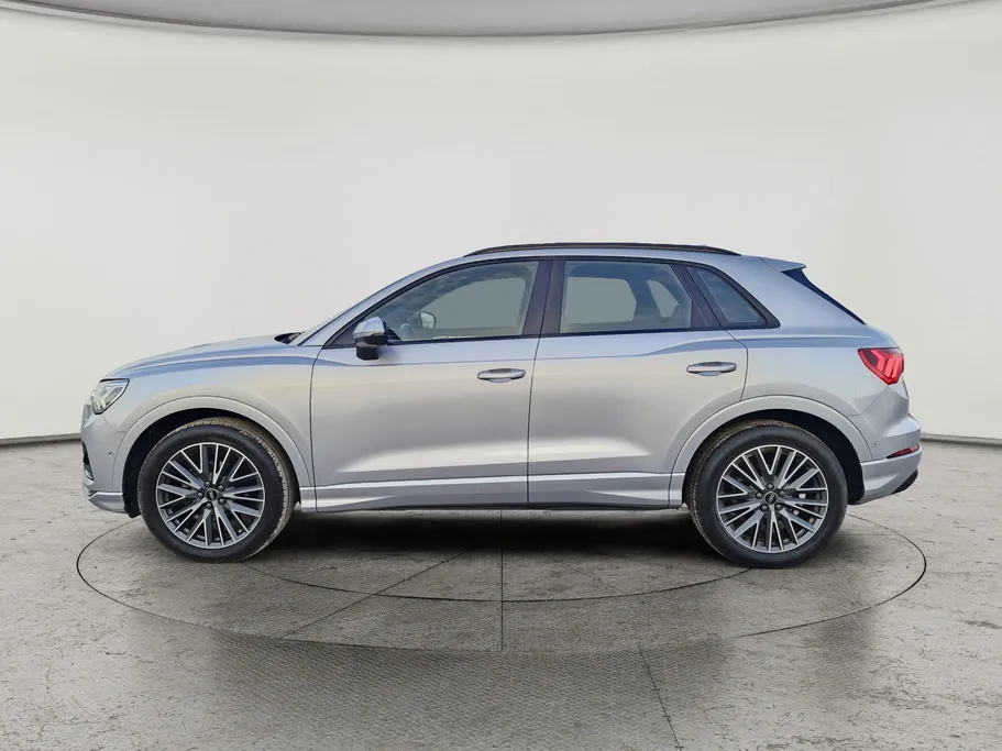 2023 Audi Q3 35 TFSl 