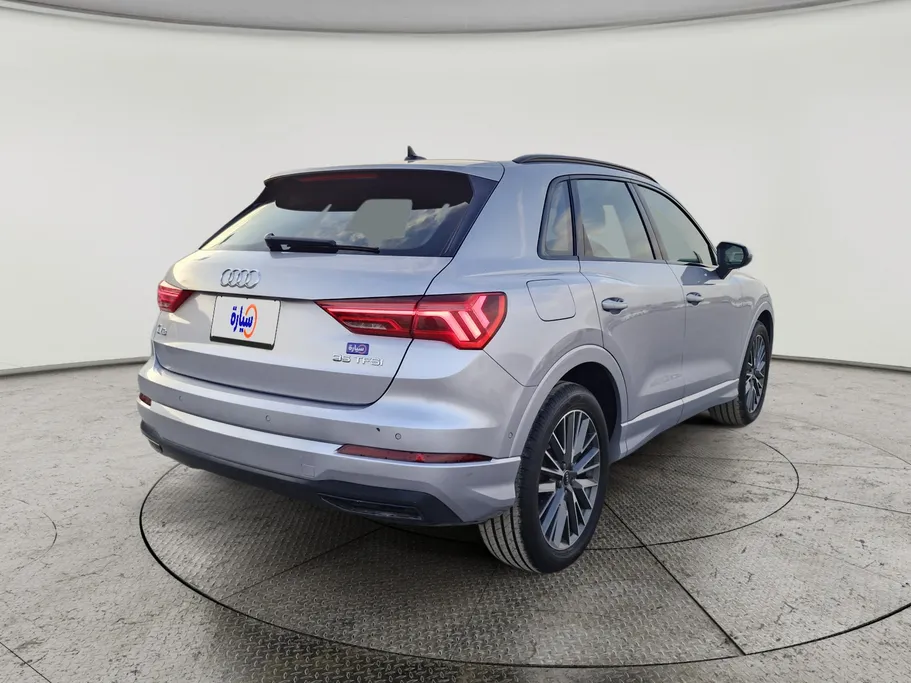 2023 Audi Q3 35 TFSl 