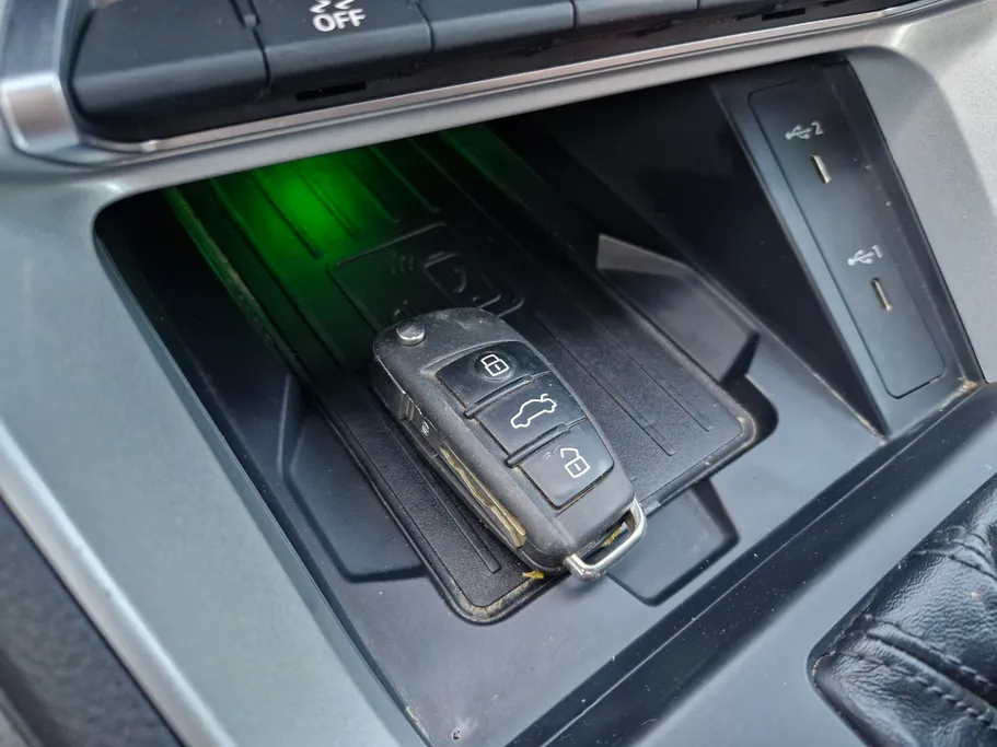 2023 Audi Q3 35 TFSl 