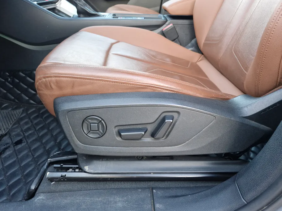 2023 Audi Q3 35 TFSl 