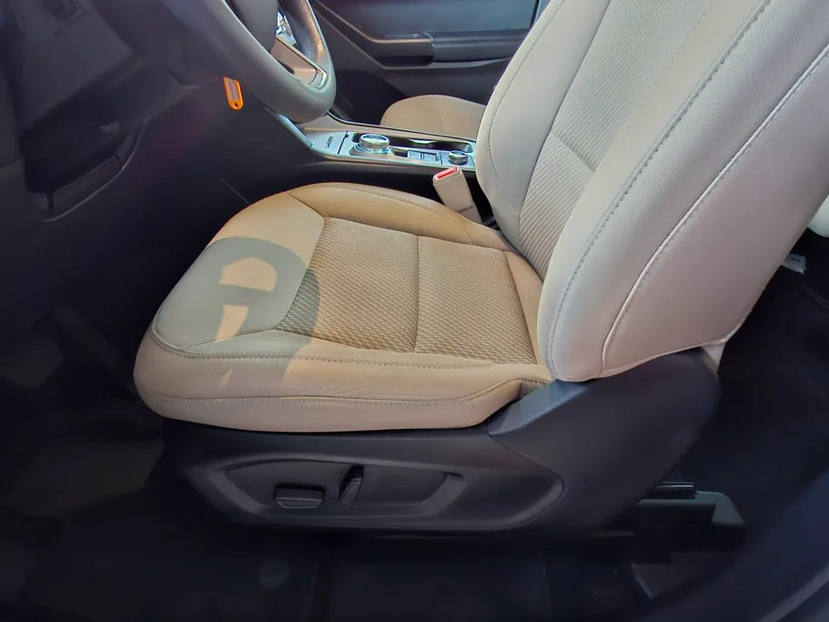 2022 Ford Explorer Standard 