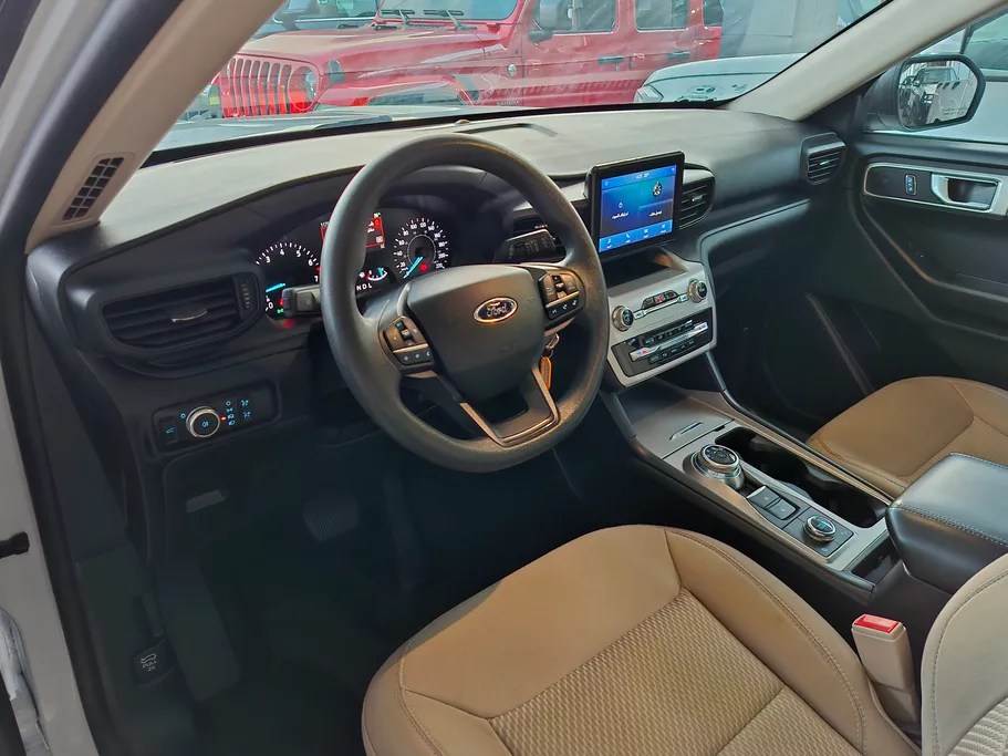 2022 Ford Explorer Standard 