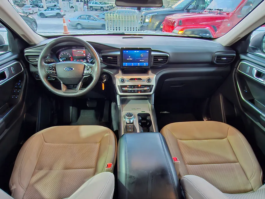 2022 Ford Explorer Standard 