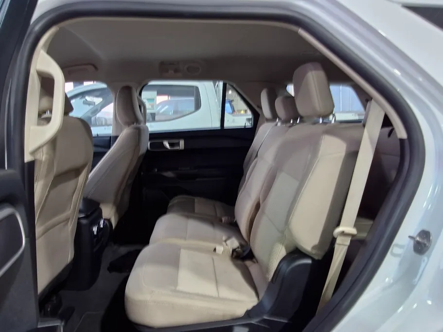 2022 Ford Explorer Standard 