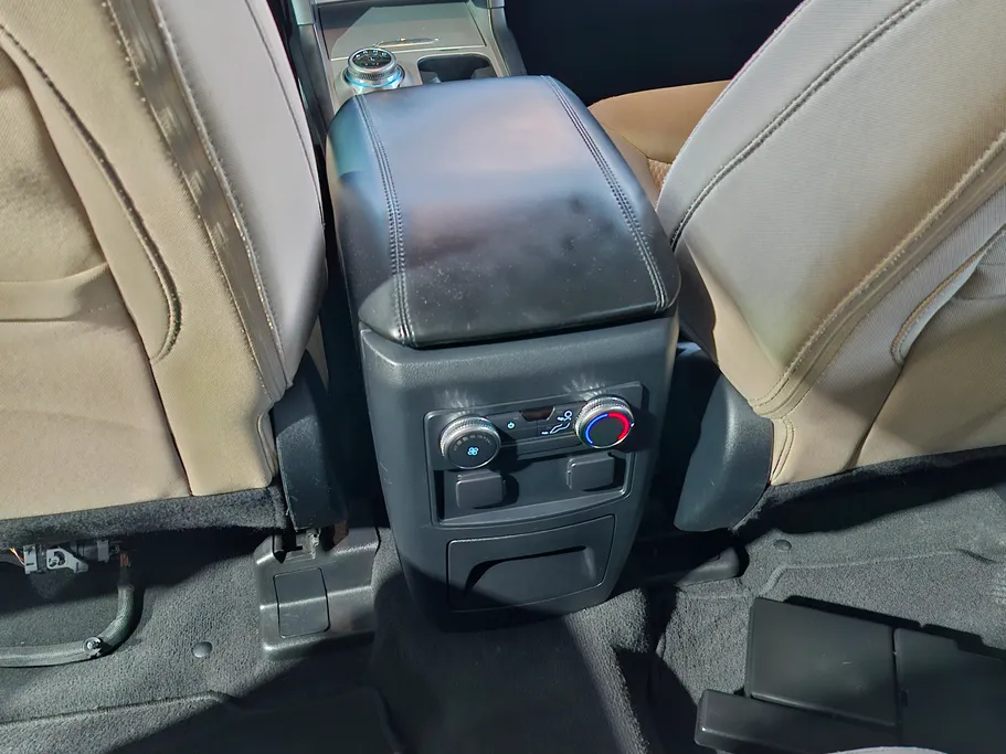 2022 Ford Explorer Standard 