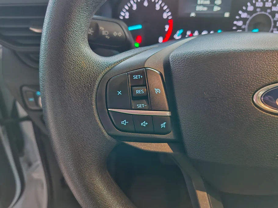 2022 Ford Explorer Standard 