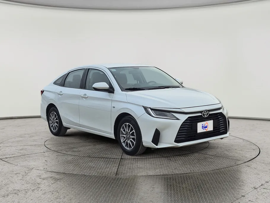 2023 Toyota Yaris  Y 