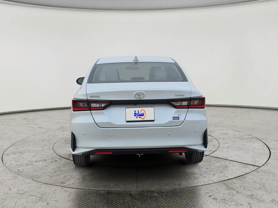 2023 Toyota Yaris  Y 