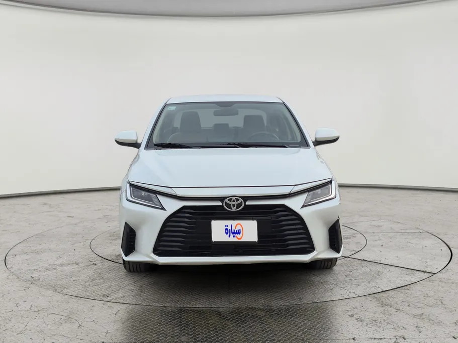 2023 Toyota Yaris  Y 