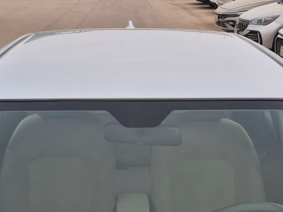 2023 Toyota Yaris  Y 