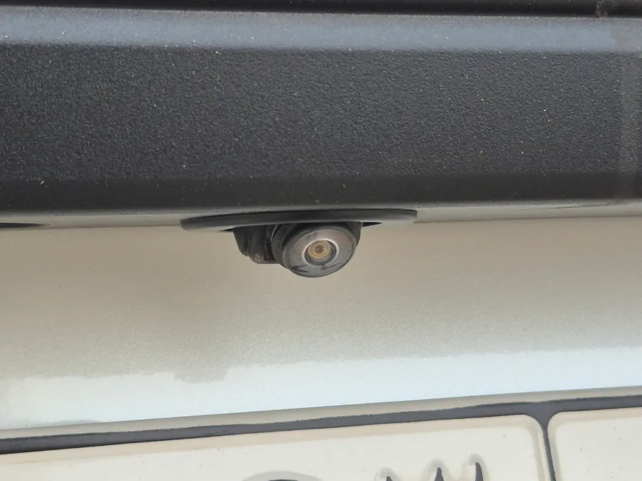 2023 Toyota Yaris  Y 