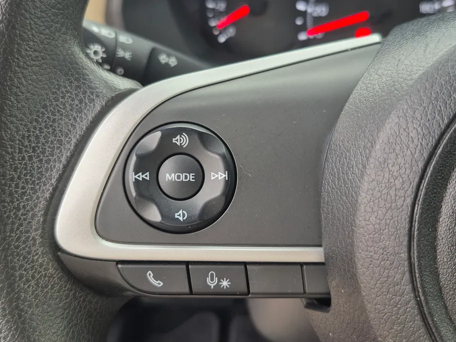 تويوتا يارس Y 2023 