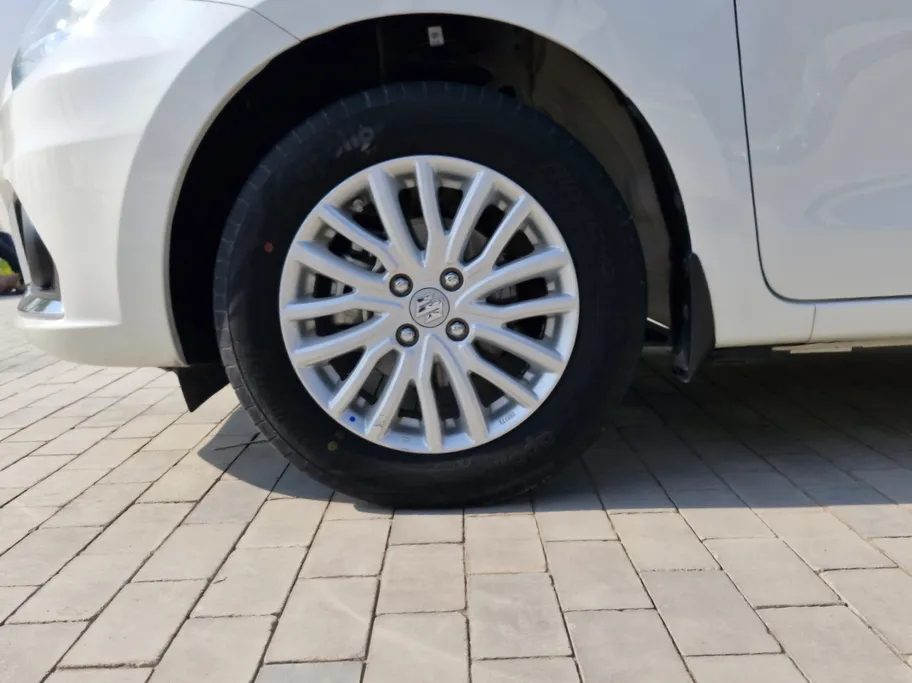 2024 Suzuki Dzire GLX 