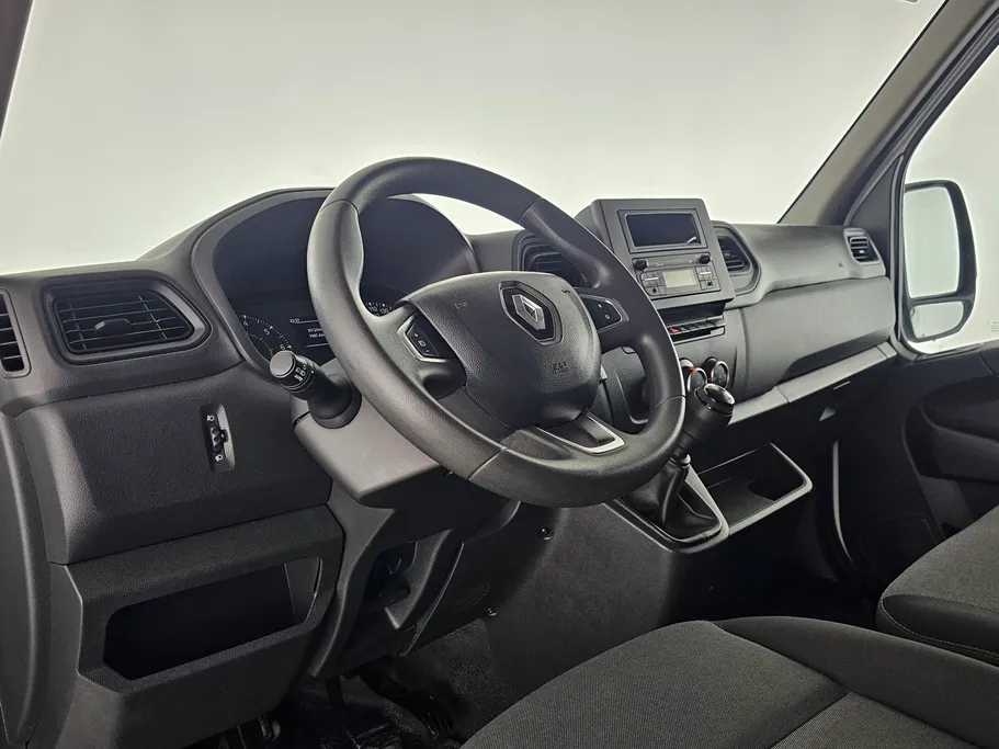 2021 Renault Master L2H2 