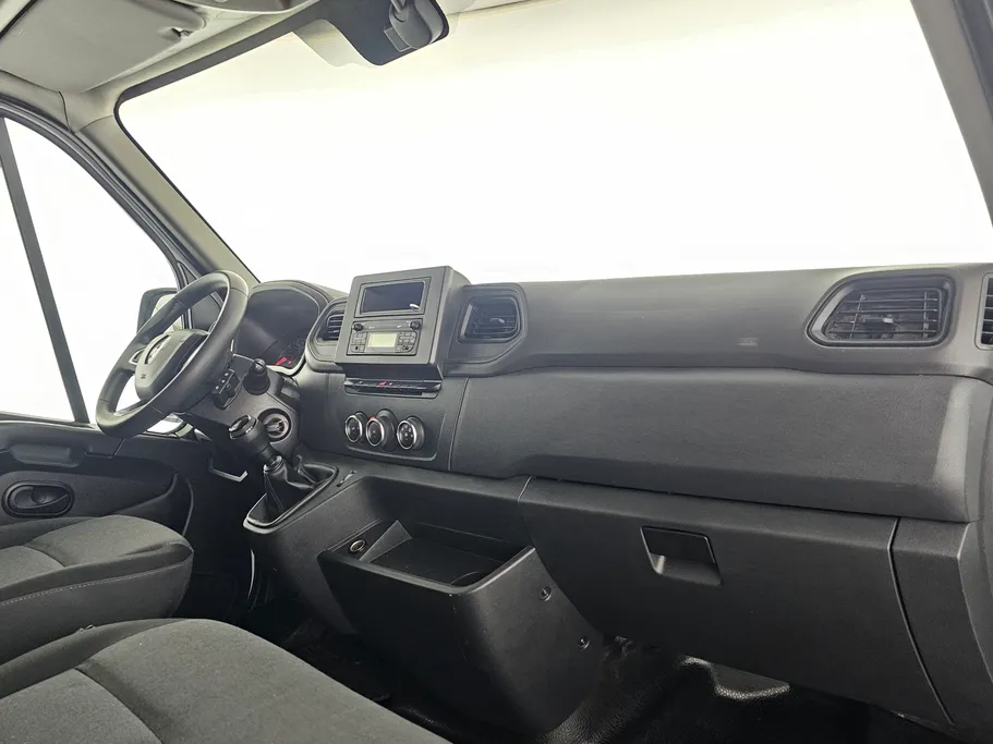 2021 Renault Master L2H2 