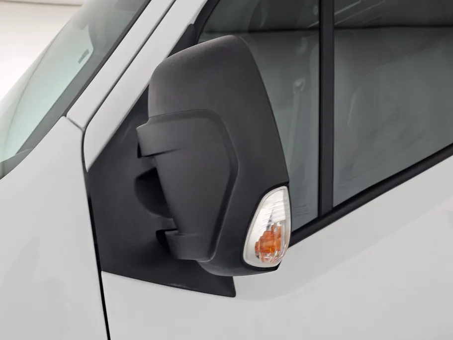 2021 Renault Master L2H2 