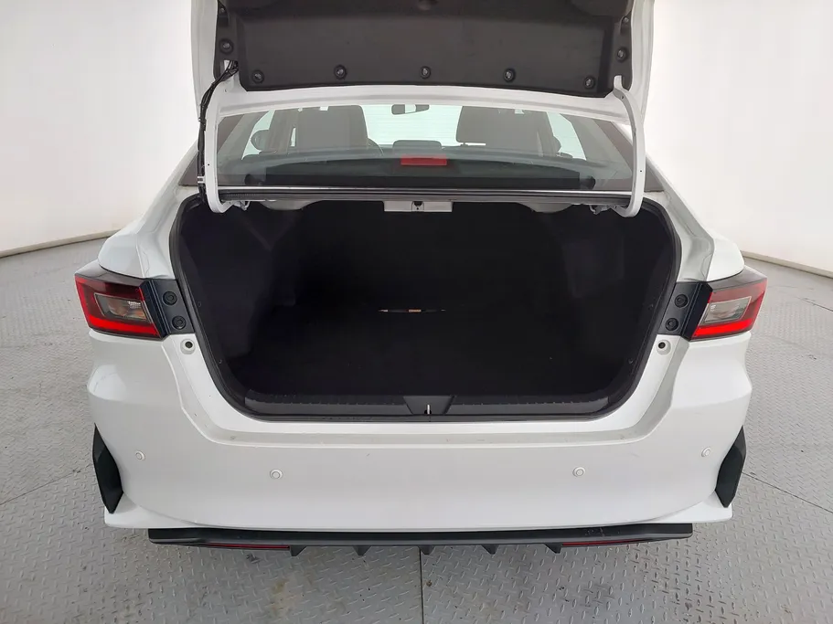 2023 Toyota Yaris  Y 