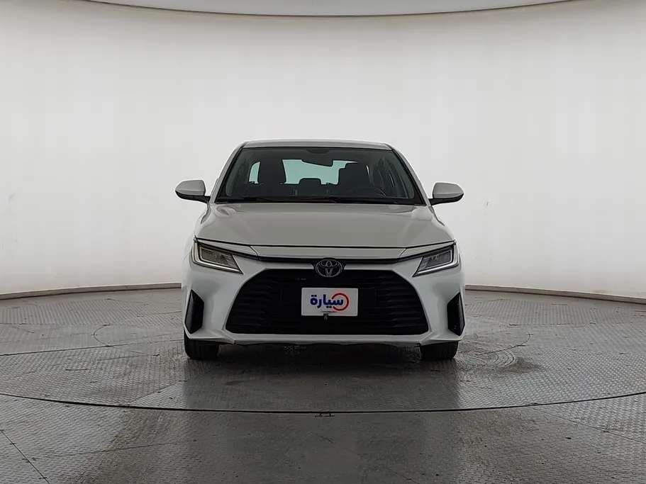 2023 Toyota Yaris  Y 