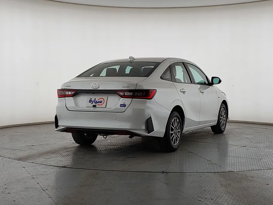 2023 Toyota Yaris  Y 