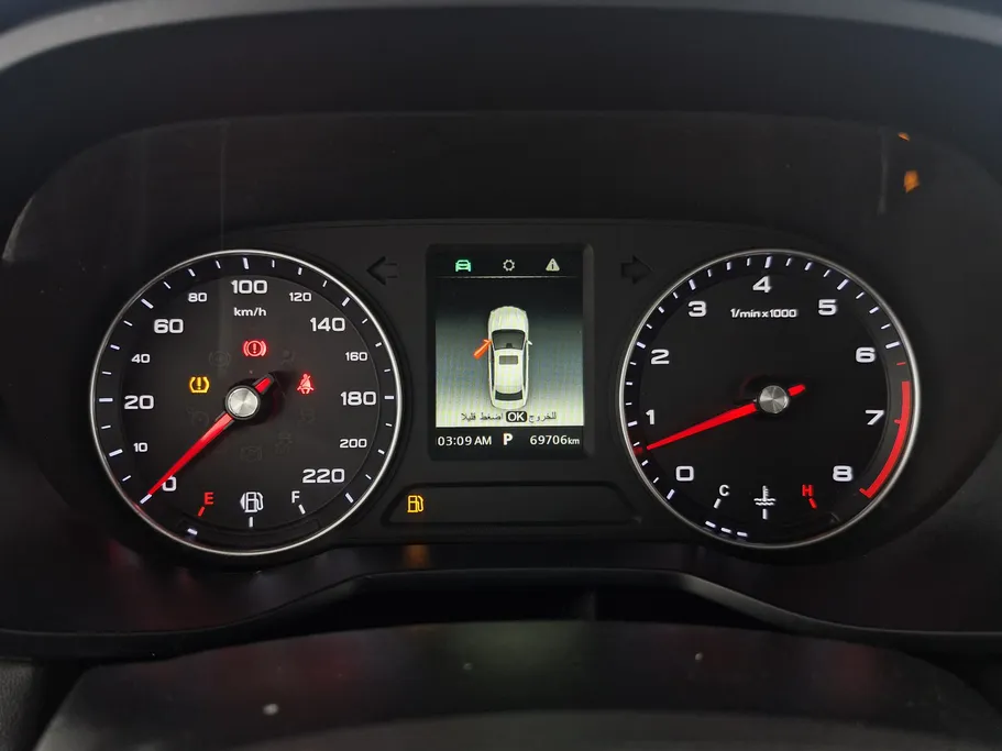 ام جي 5 COM 2023 