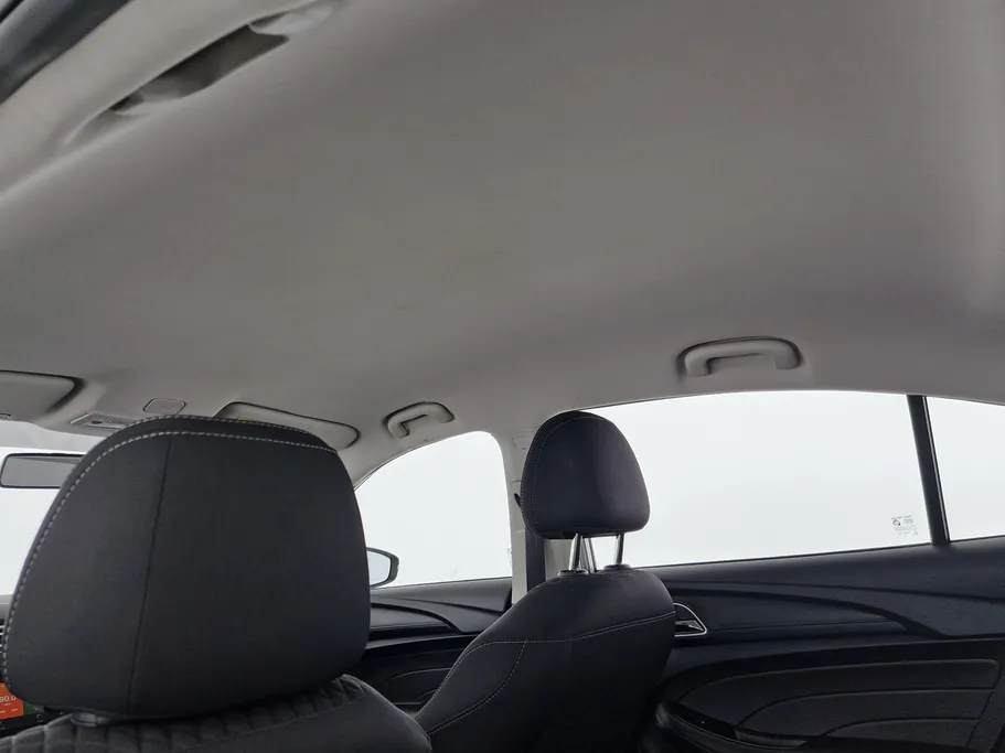 ام جي 5 COM 2023 