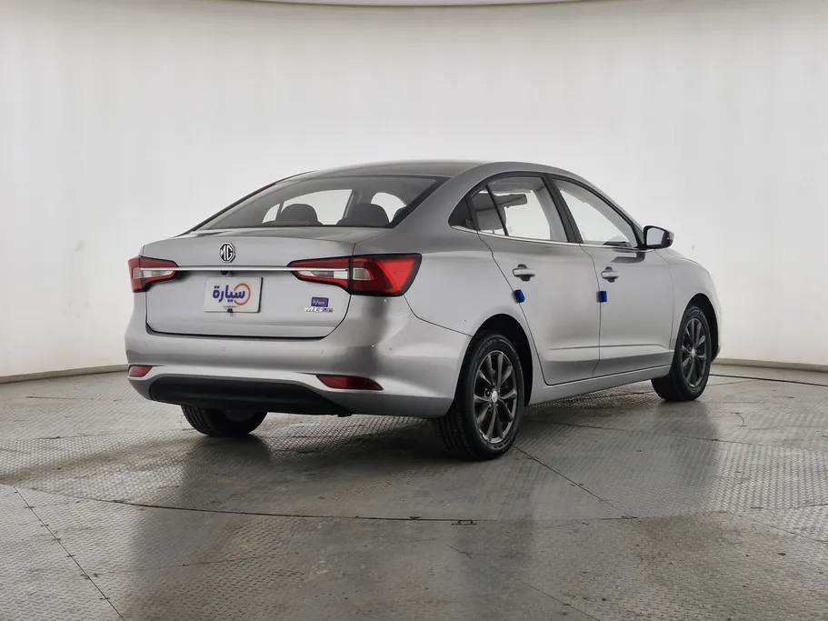 ام جي 5 COM 2023 