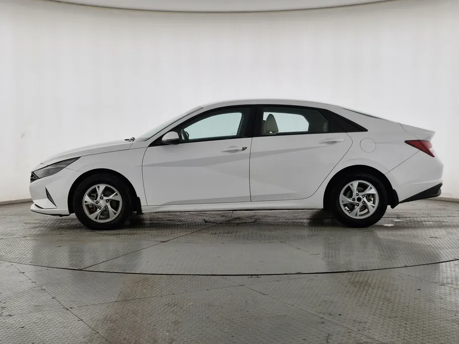 2022 Hyundai Elantra Fleet 