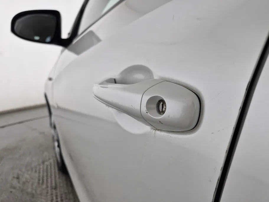 2022 Toyota Yaris  Y 