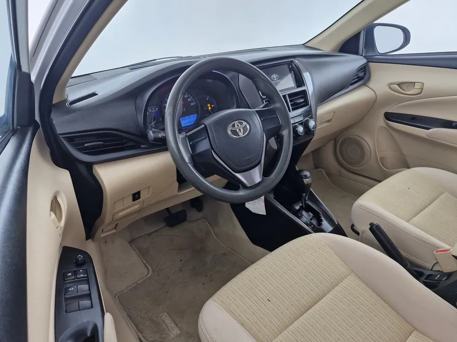 2022 Toyota Yaris  Y 