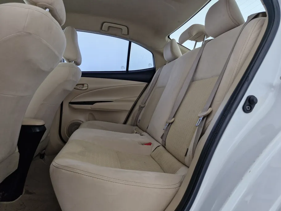 2022 Toyota Yaris  Y 