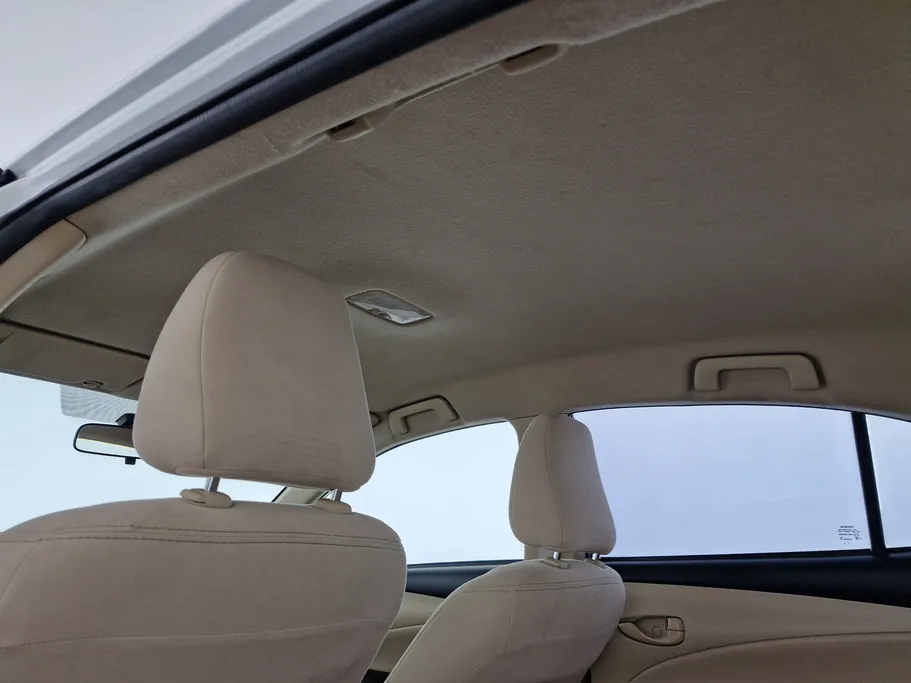 2022 Toyota Yaris  Y 